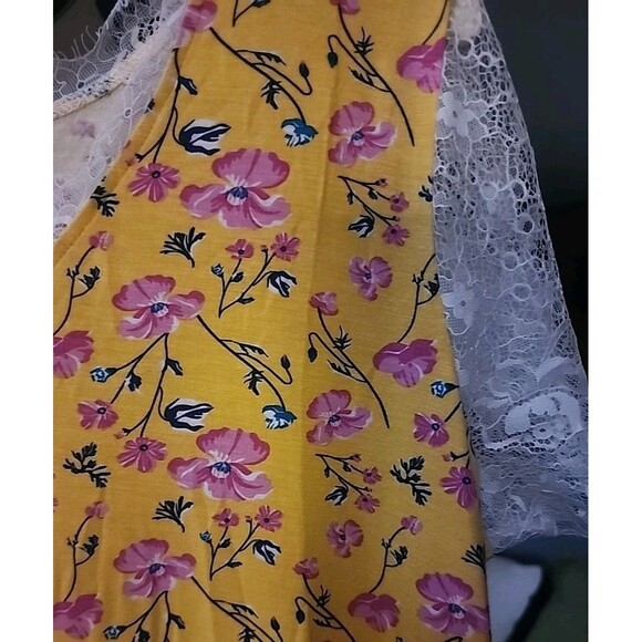 Kate & Mallory Yellow Floral Round Neck Lace Pullover Blouse Large New B7 Nice - Picture 4 of 6